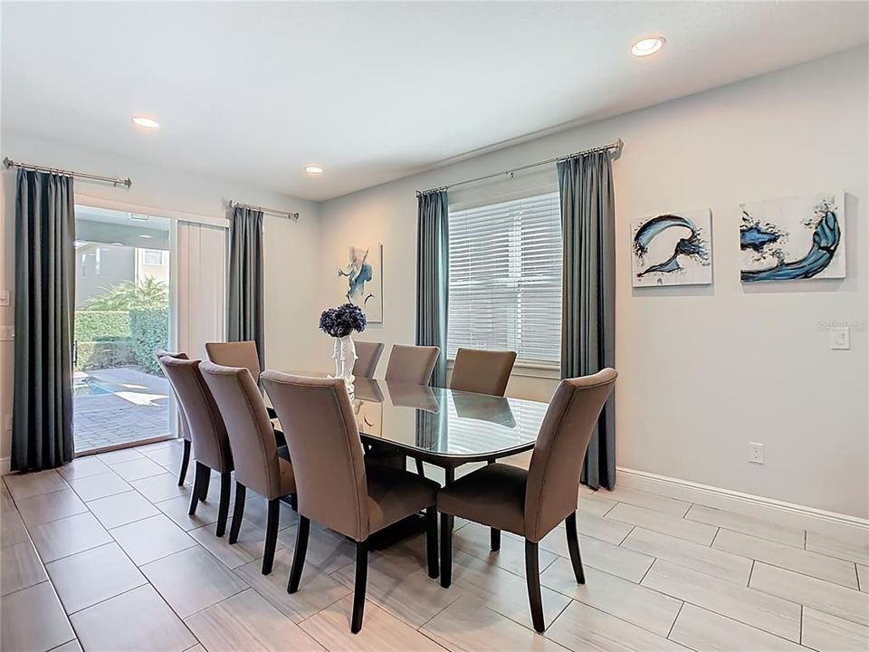 待售: $849,000 (8 贝兹, 5 浴室, 3609 平方英尺)