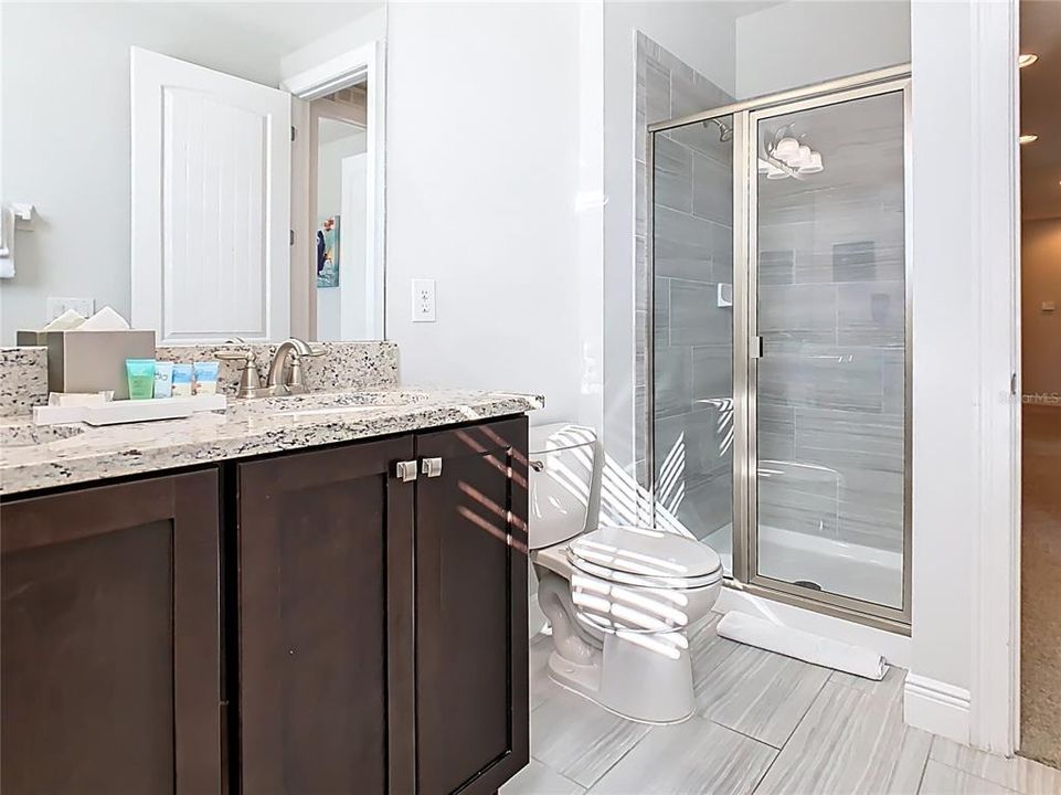 待售: $849,000 (8 贝兹, 5 浴室, 3609 平方英尺)