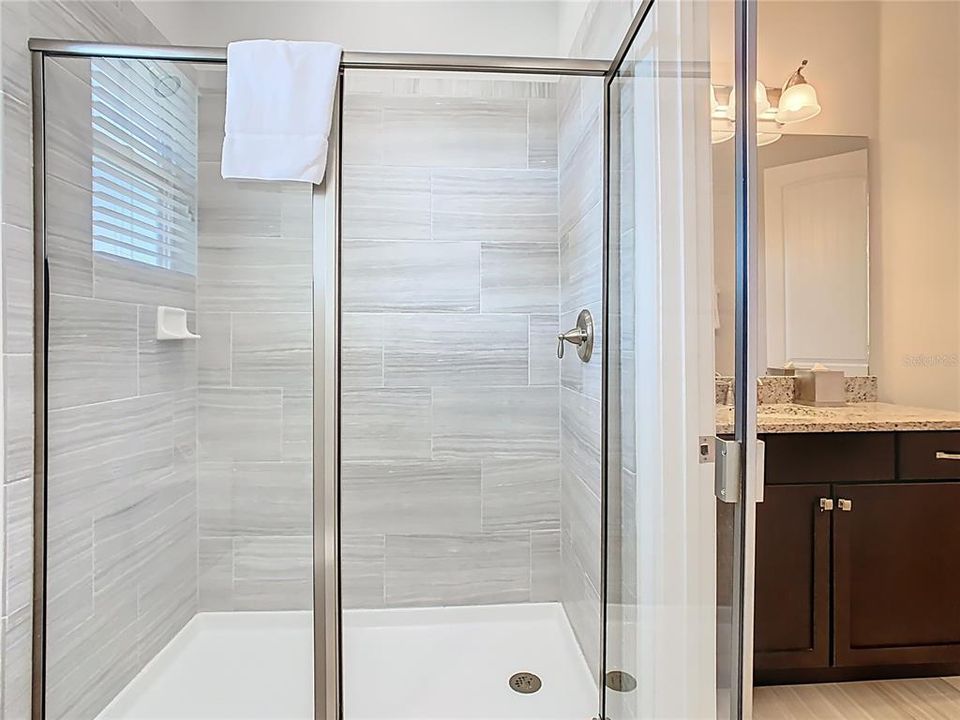 待售: $849,000 (8 贝兹, 5 浴室, 3609 平方英尺)