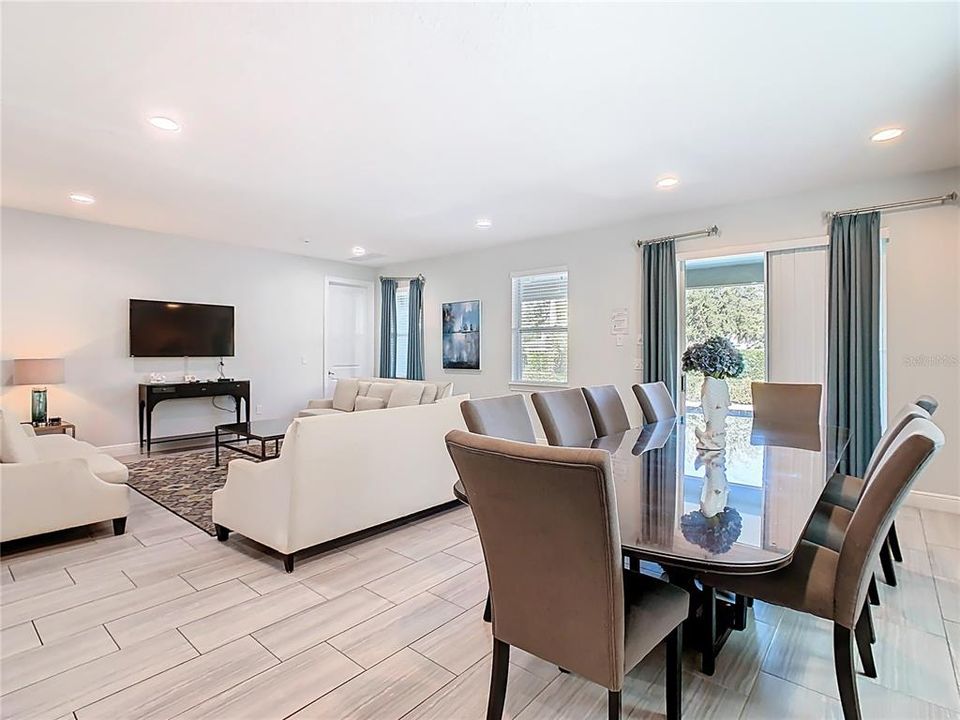 待售: $849,000 (8 贝兹, 5 浴室, 3609 平方英尺)