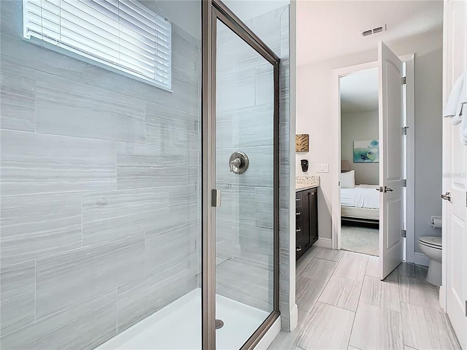 待售: $849,000 (8 贝兹, 5 浴室, 3609 平方英尺)