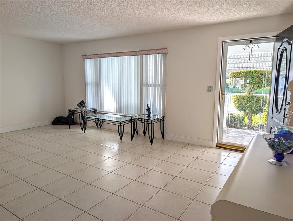 For Sale: $394,900 (2 beds, 2 baths, 1776 Square Feet)