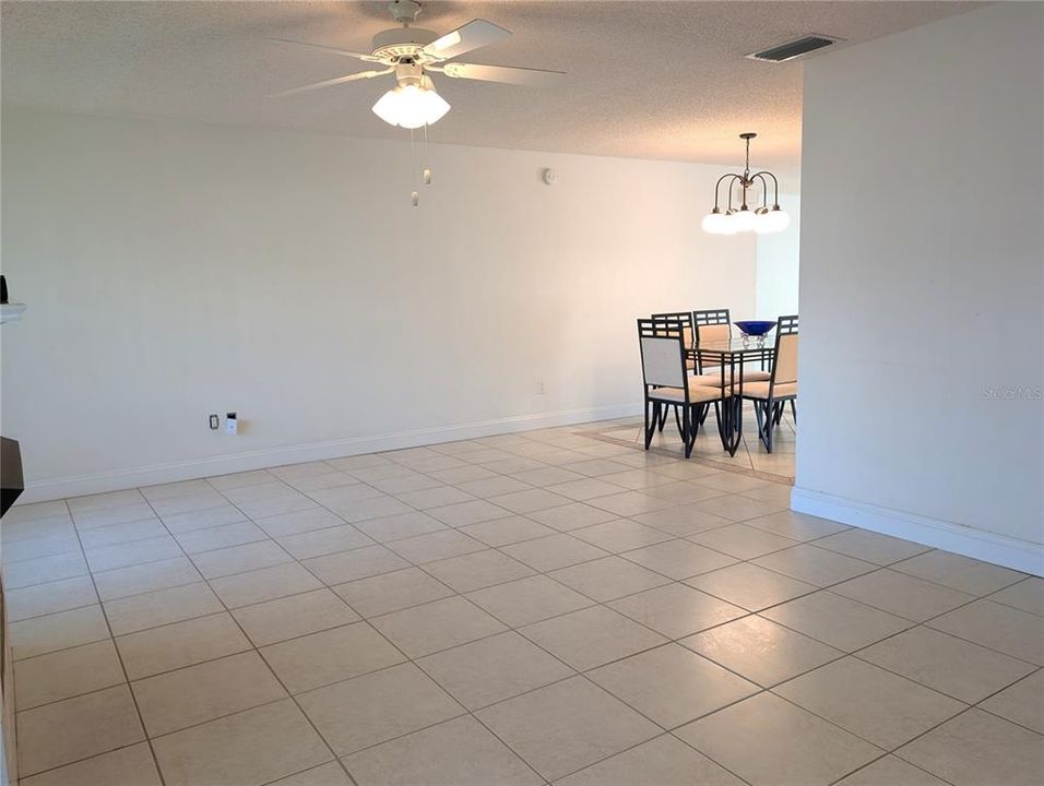 For Sale: $394,900 (2 beds, 2 baths, 1776 Square Feet)