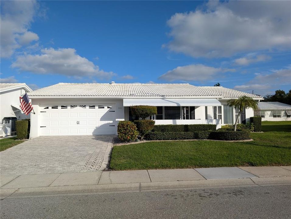 For Sale: $394,900 (2 beds, 2 baths, 1776 Square Feet)