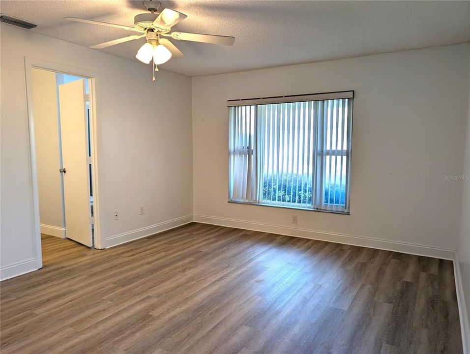 For Sale: $394,900 (2 beds, 2 baths, 1776 Square Feet)