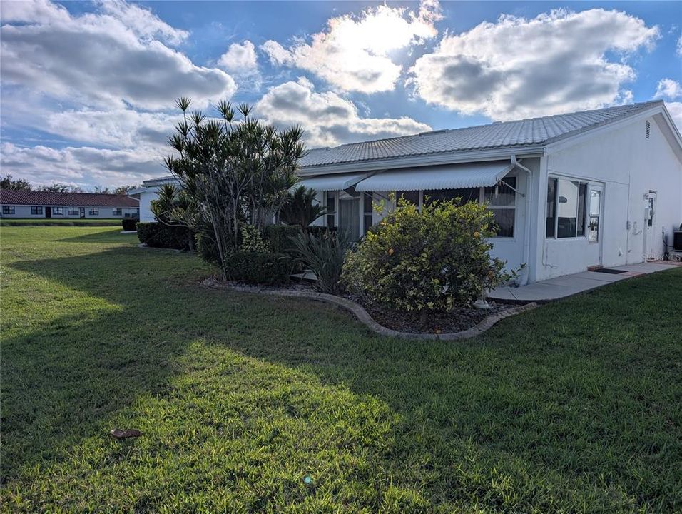 For Sale: $394,900 (2 beds, 2 baths, 1776 Square Feet)