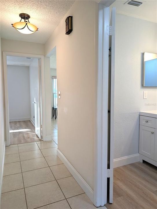 For Sale: $394,900 (2 beds, 2 baths, 1776 Square Feet)