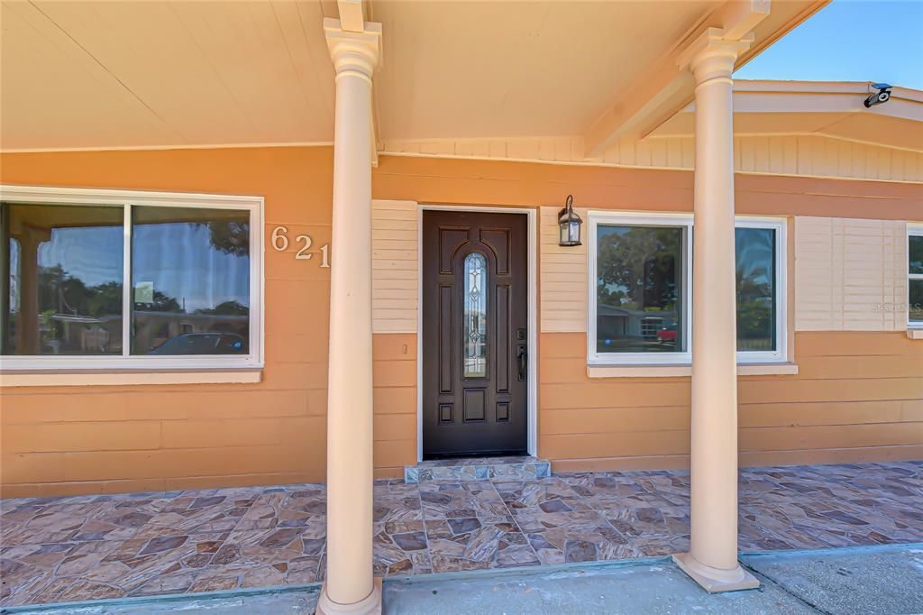 На продажу: $399,900 (3 спален, 1 ванн, 1101 Квадратных фут)