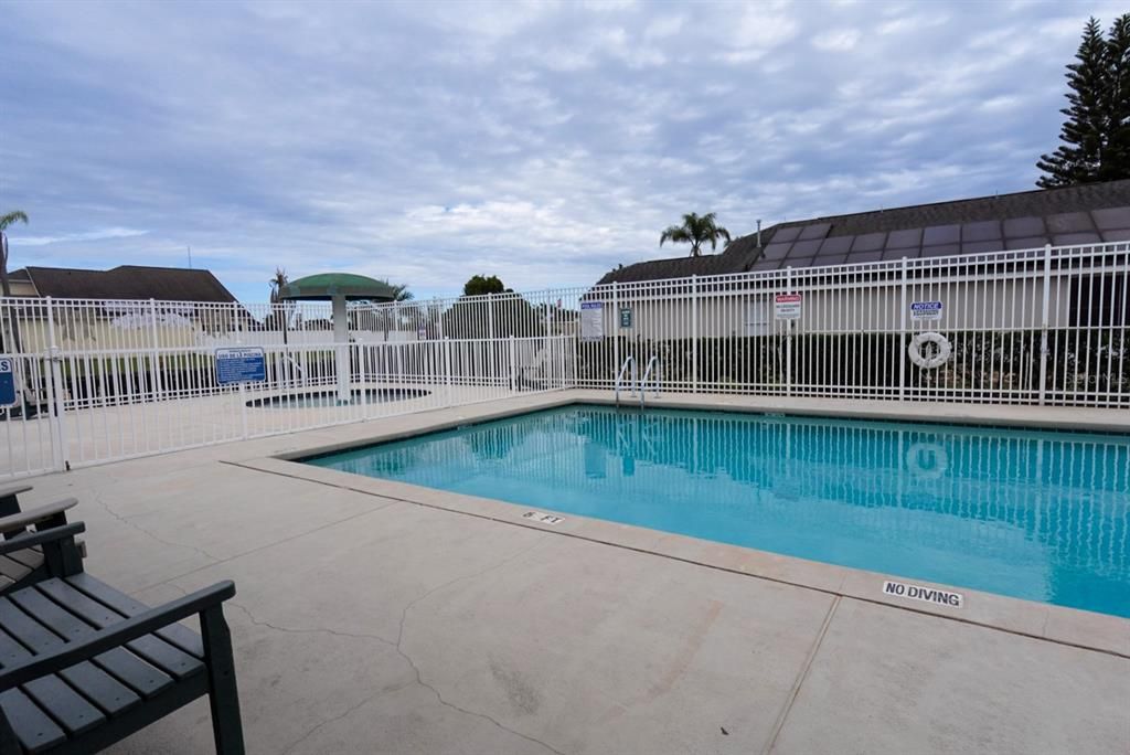 For Sale: $315,000 (3 beds, 2 baths, 1372 Square Feet)