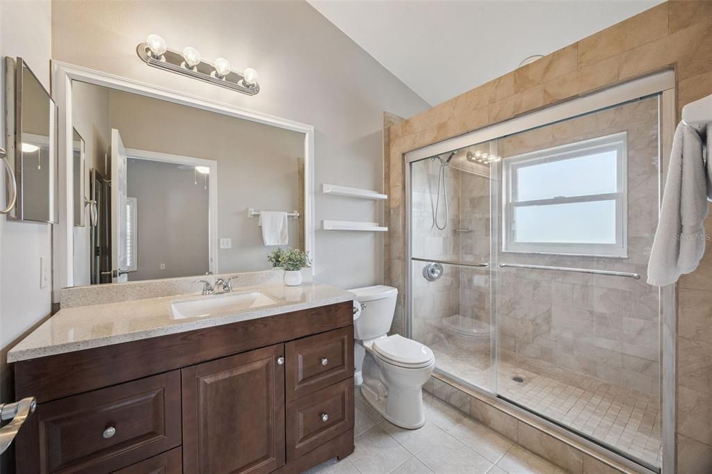 For Sale: $315,000 (3 beds, 2 baths, 1372 Square Feet)