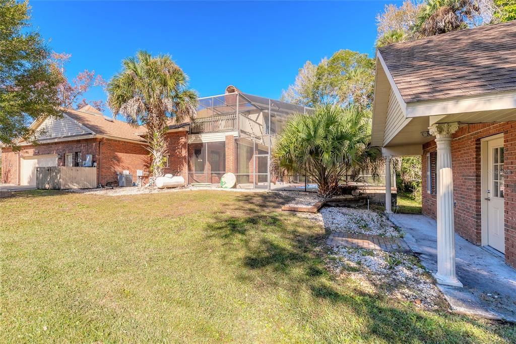 En Venta: $949,000 (4 camas, 3 baños, 4335 Pies cuadrados)