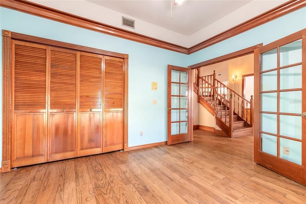 En Venta: $949,000 (4 camas, 3 baños, 4335 Pies cuadrados)