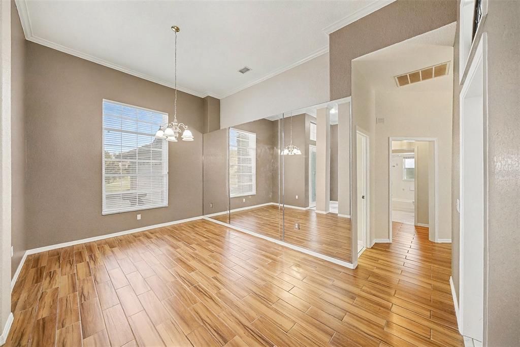 For Sale: $519,900 (4 beds, 2 baths, 2729 Square Feet)