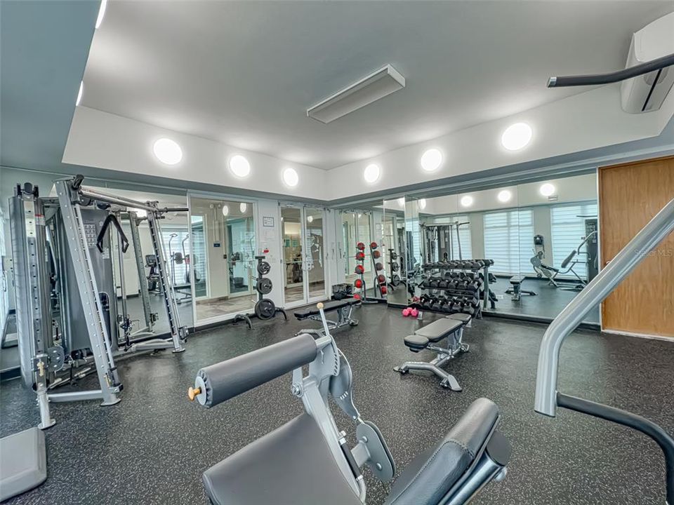 For Rent: $14,500 (4 beds, 3 baths, 5000 Square Feet)