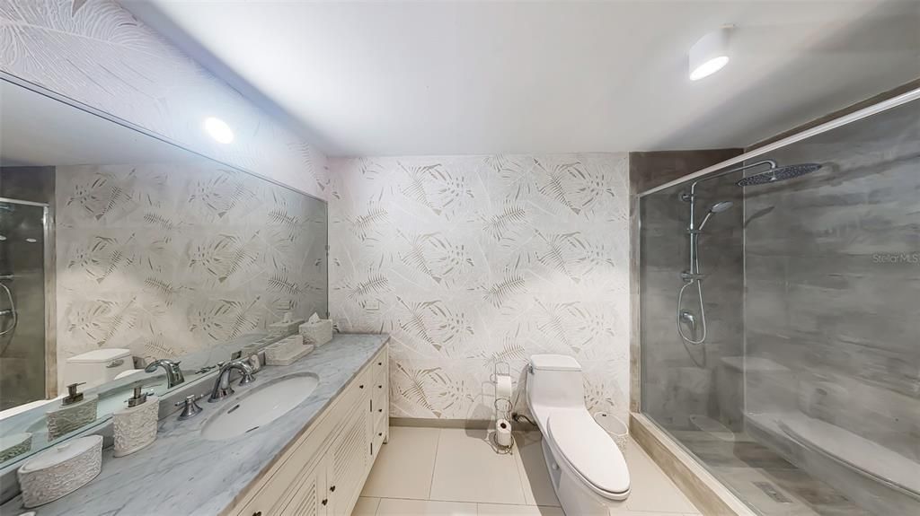 For Rent: $14,500 (4 beds, 3 baths, 5000 Square Feet)