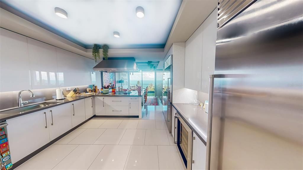 For Rent: $14,500 (4 beds, 3 baths, 5000 Square Feet)