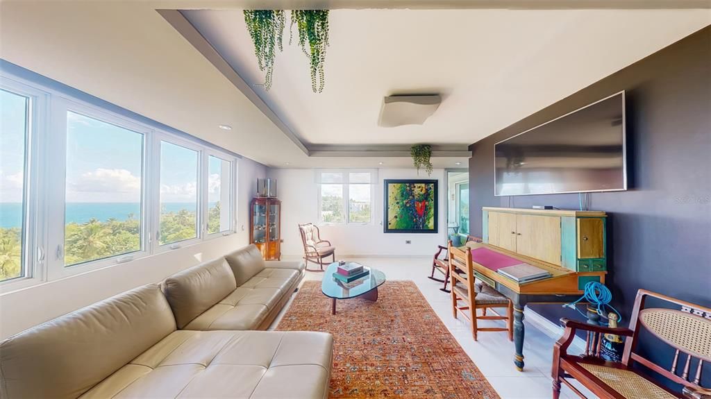 For Rent: $14,500 (4 beds, 3 baths, 5000 Square Feet)