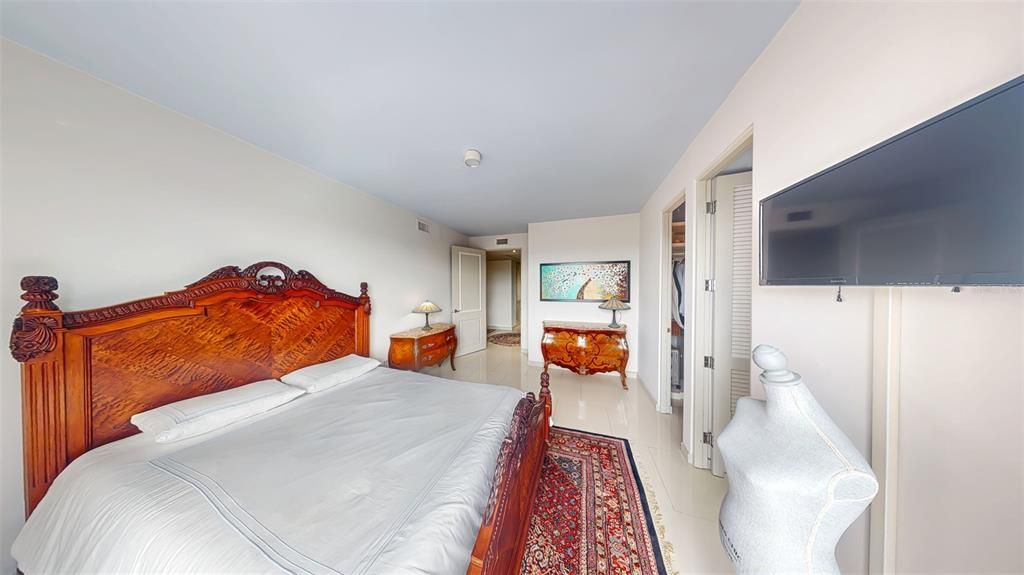 For Rent: $14,500 (4 beds, 3 baths, 5000 Square Feet)