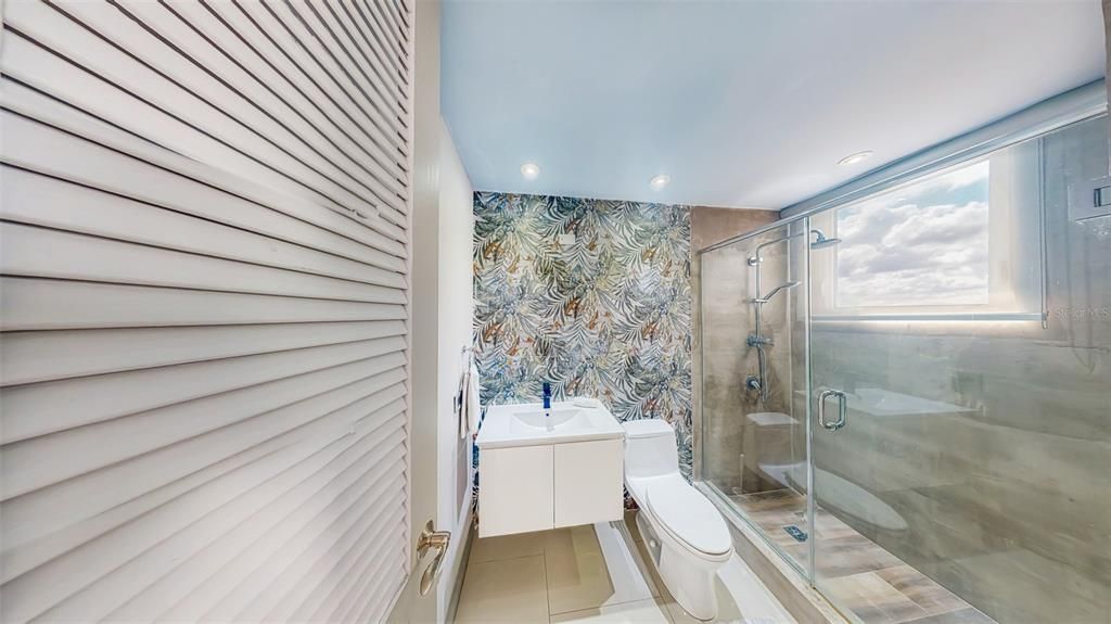 For Rent: $14,500 (4 beds, 3 baths, 5000 Square Feet)