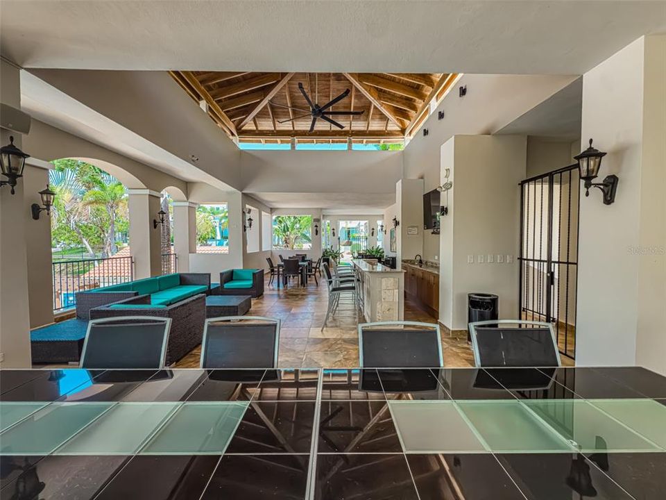 For Rent: $14,500 (4 beds, 3 baths, 5000 Square Feet)