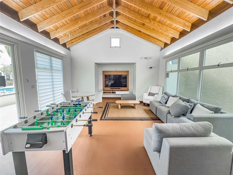 For Rent: $14,500 (4 beds, 3 baths, 5000 Square Feet)