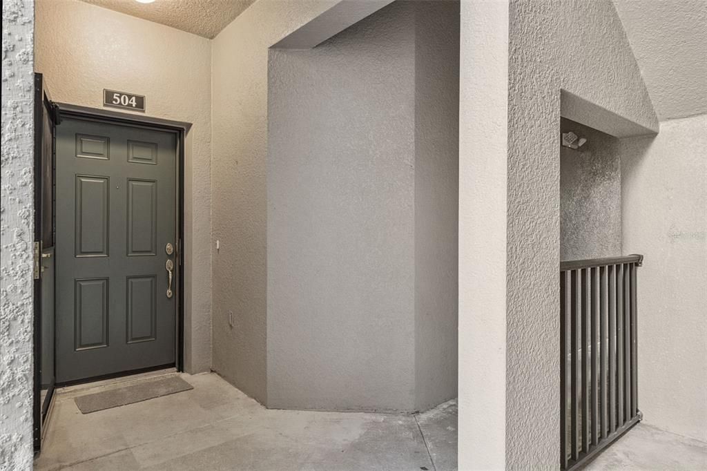 待售: $250,000 (2 贝兹, 2 浴室, 1330 平方英尺)