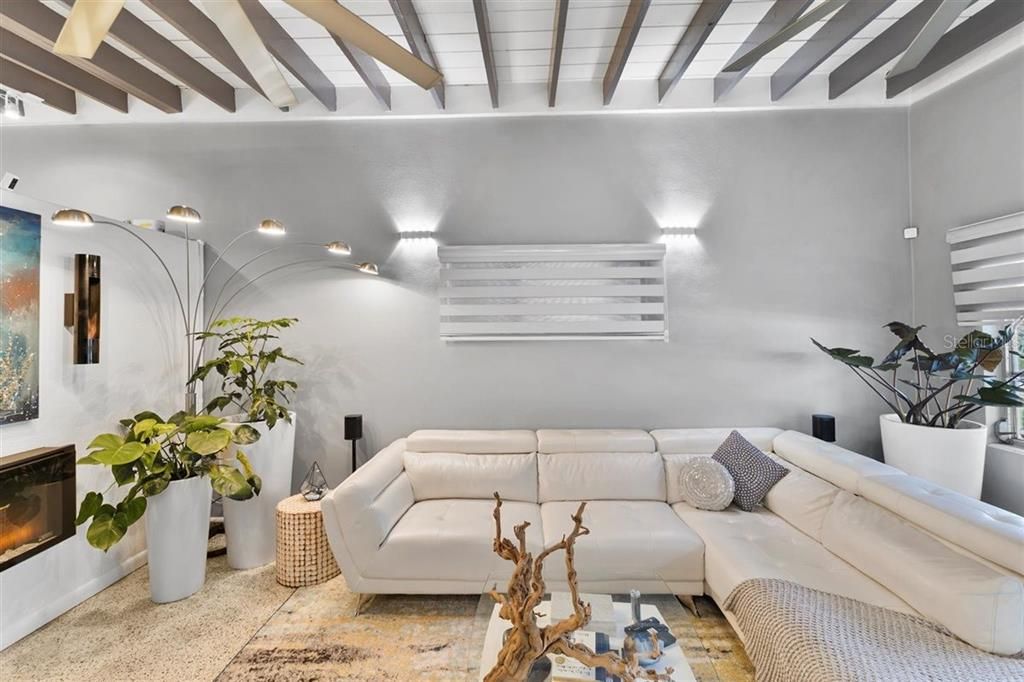 На продажу: $444,000 (3 спален, 1 ванн, 1359 Квадратных фут)