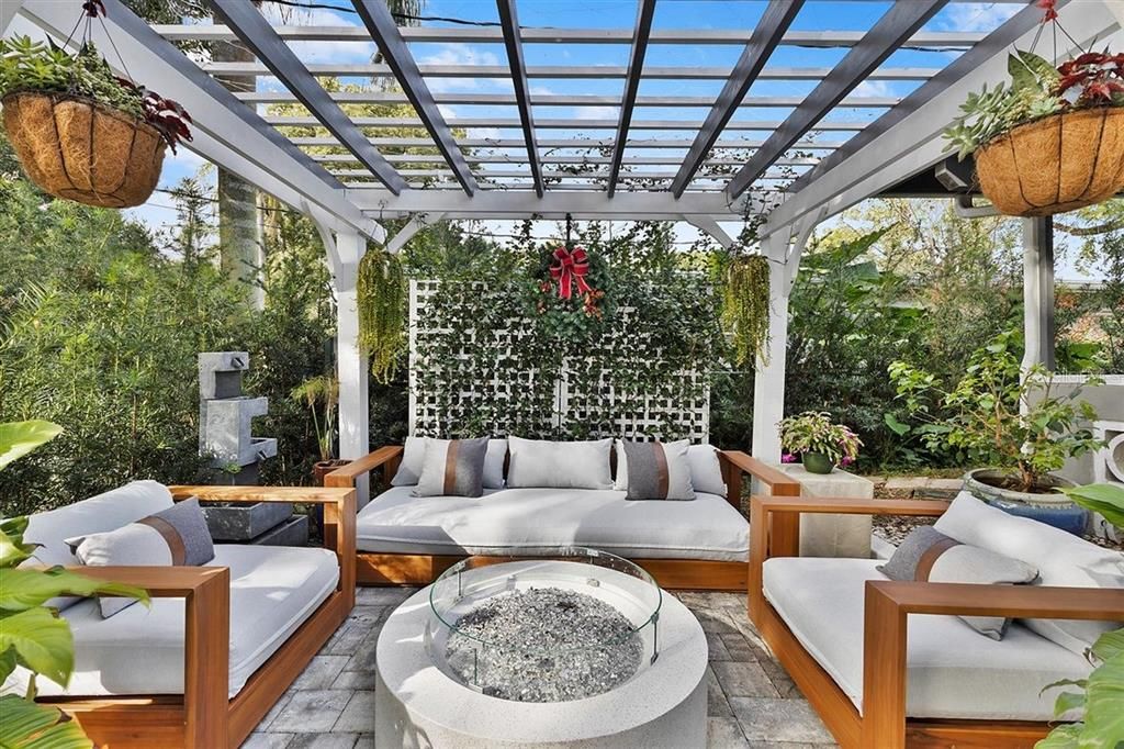 На продажу: $444,000 (3 спален, 1 ванн, 1359 Квадратных фут)