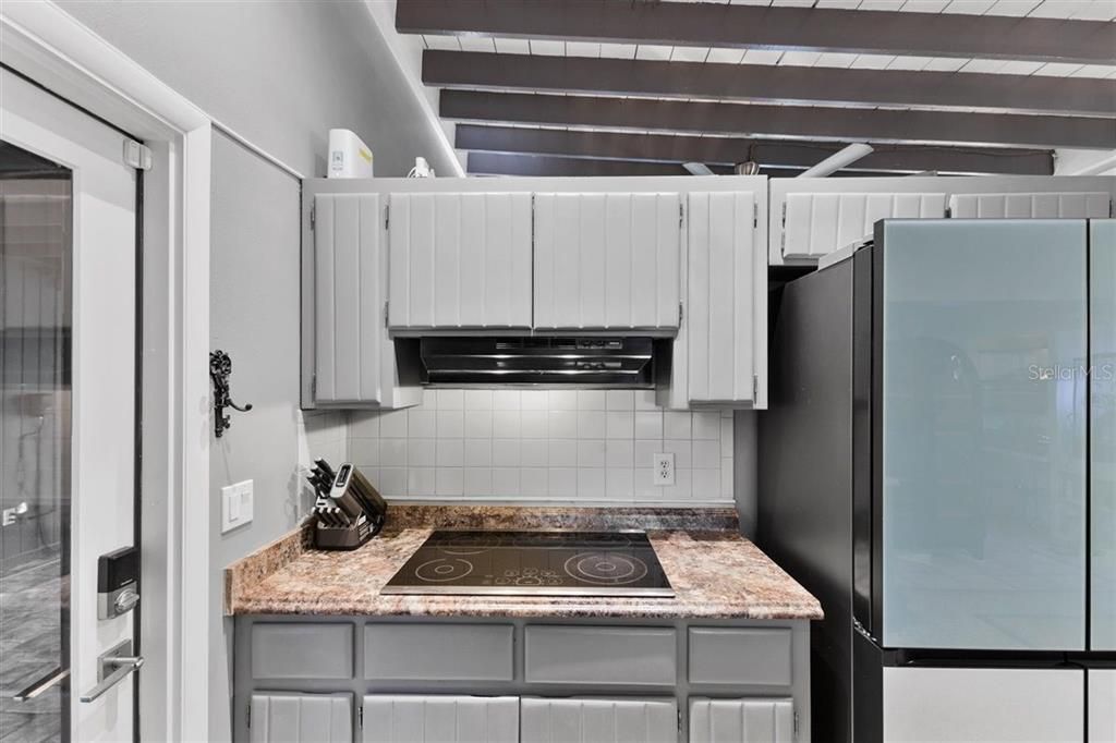 На продажу: $444,000 (3 спален, 1 ванн, 1359 Квадратных фут)