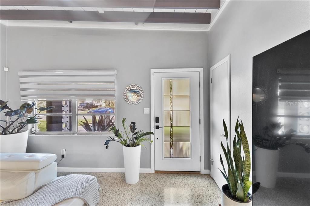 На продажу: $444,000 (3 спален, 1 ванн, 1359 Квадратных фут)