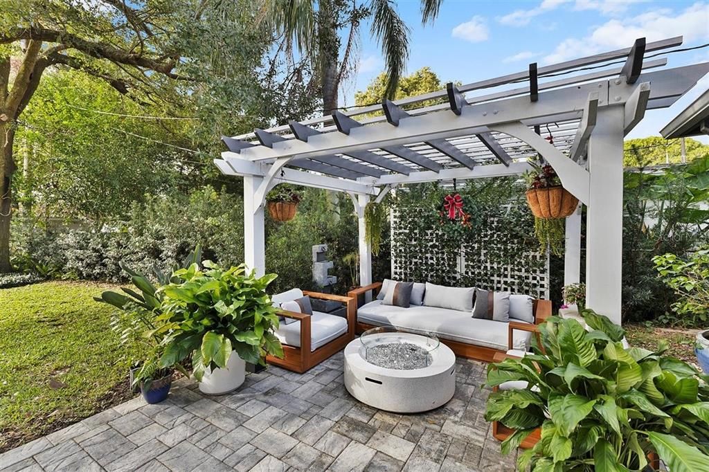 На продажу: $444,000 (3 спален, 1 ванн, 1359 Квадратных фут)