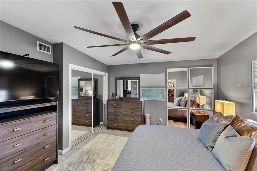 На продажу: $444,000 (3 спален, 1 ванн, 1359 Квадратных фут)