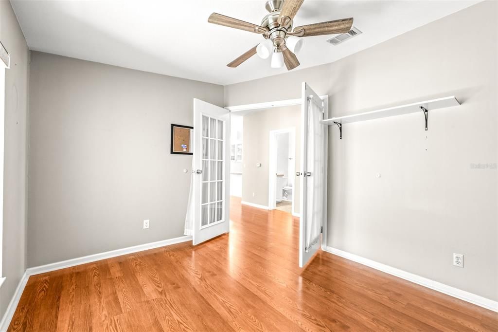 For Sale: $185,000 (2 beds, 2 baths, 1581 Square Feet)