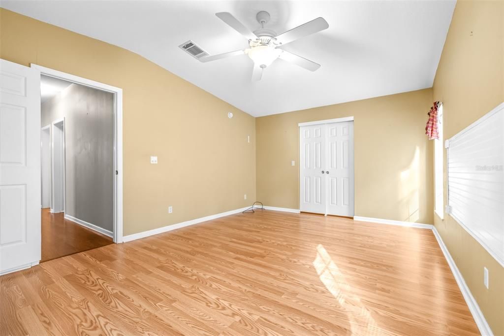 For Sale: $185,000 (2 beds, 2 baths, 1581 Square Feet)