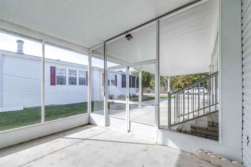 For Sale: $185,000 (2 beds, 2 baths, 1581 Square Feet)