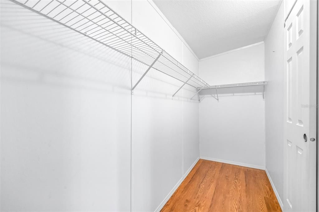 For Sale: $185,000 (2 beds, 2 baths, 1581 Square Feet)