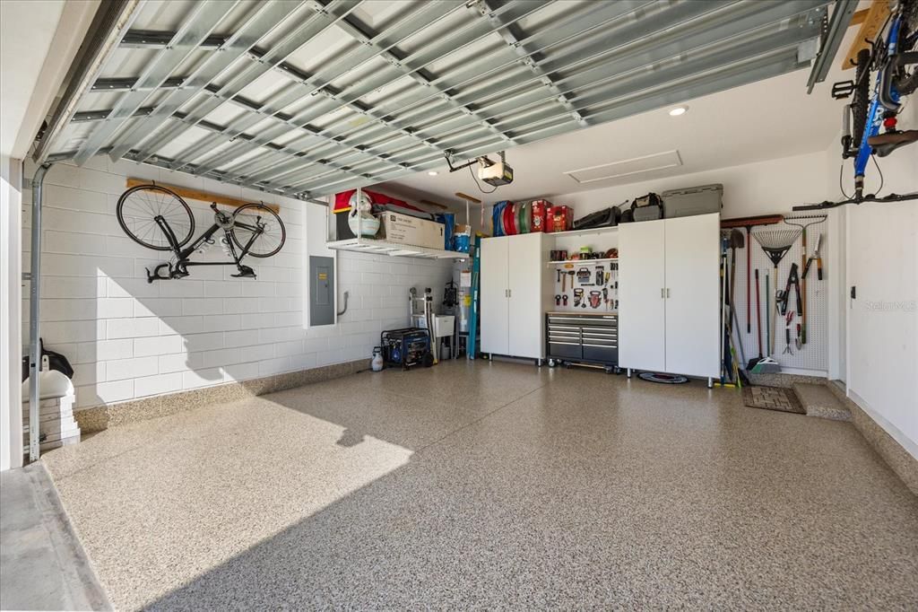 На продажу: $765,000 (4 спален, 2 ванн, 1916 Квадратных фут)