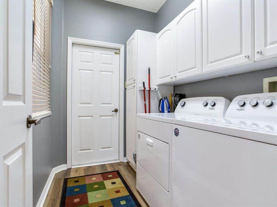 待售: $549,000 (3 贝兹, 2 浴室, 1959 平方英尺)