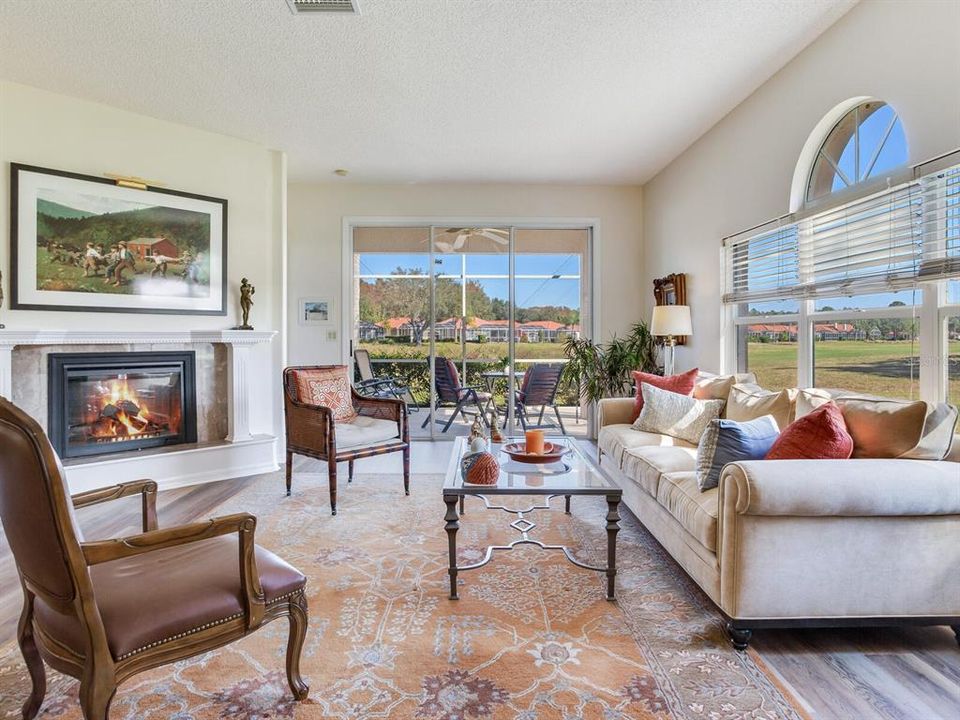 待售: $549,000 (3 贝兹, 2 浴室, 1959 平方英尺)