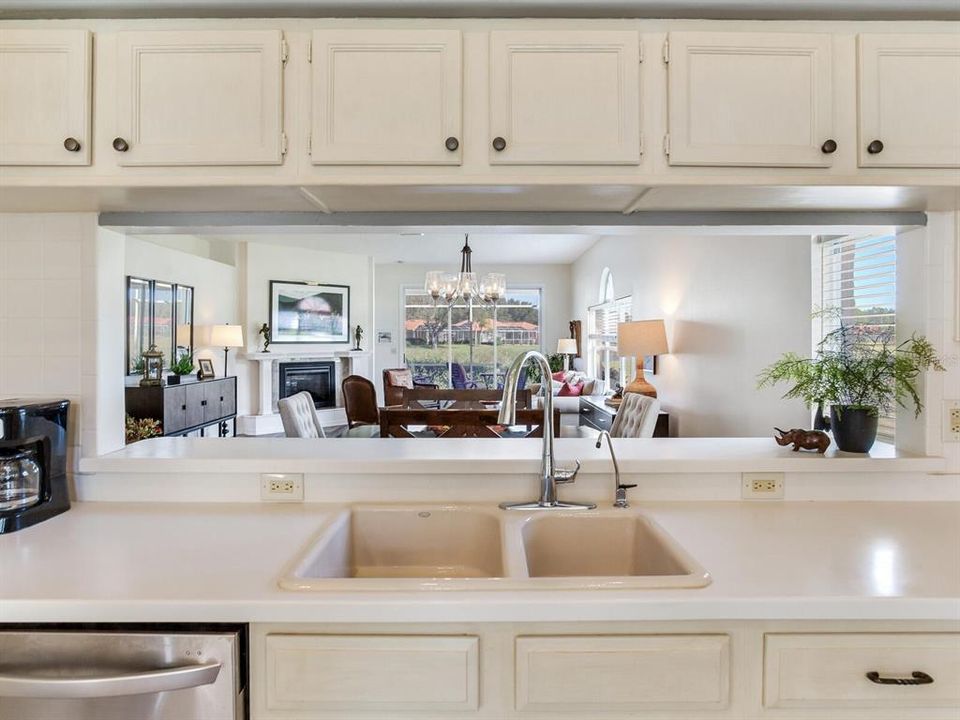 待售: $549,000 (3 贝兹, 2 浴室, 1959 平方英尺)