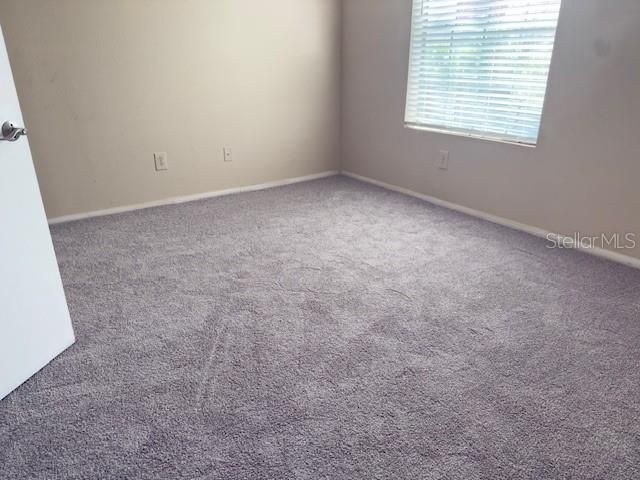 For Sale: $160,000 (2 beds, 2 baths, 962 Square Feet)