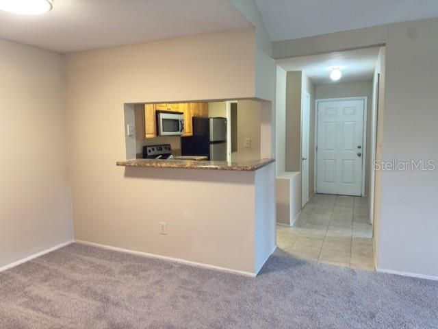 For Sale: $160,000 (2 beds, 2 baths, 962 Square Feet)