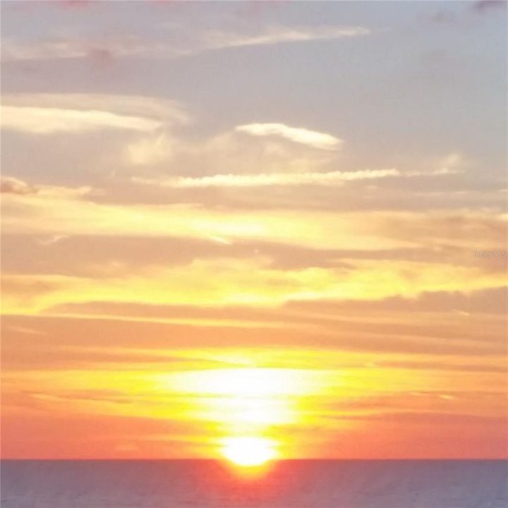 待售: $1,250,000 (2 贝兹, 2 浴室, 2070 平方英尺)