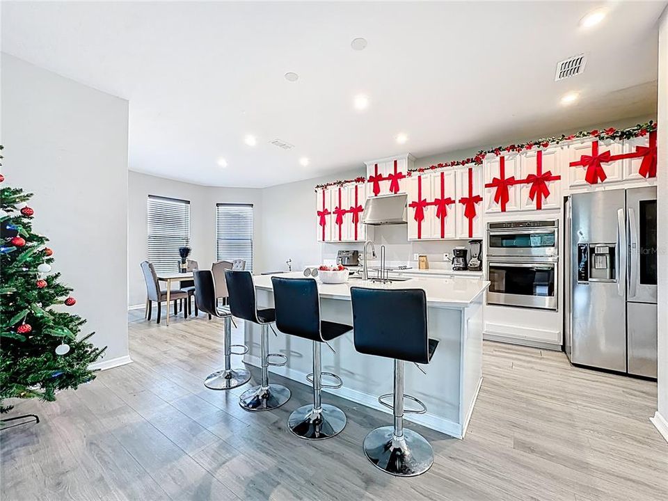 For Sale: $619,900 (5 beds, 4 baths, 3436 Square Feet)