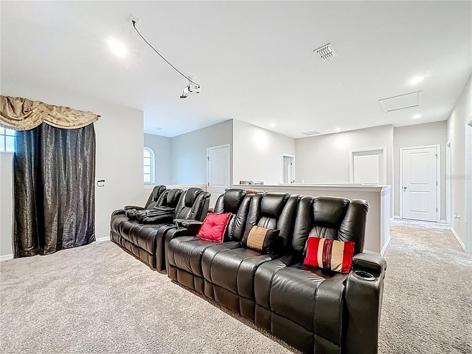 For Sale: $619,900 (5 beds, 4 baths, 3436 Square Feet)