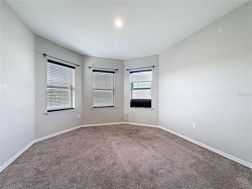 For Sale: $619,900 (5 beds, 4 baths, 3436 Square Feet)