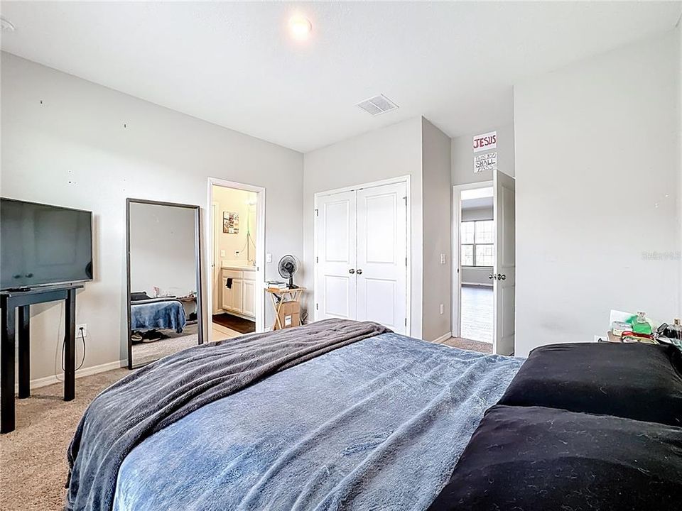 For Sale: $619,900 (5 beds, 4 baths, 3436 Square Feet)