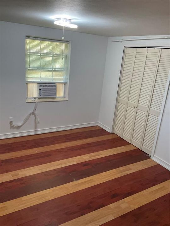 待售: $259,900 (3 贝兹, 1 浴室, 1745 平方英尺)