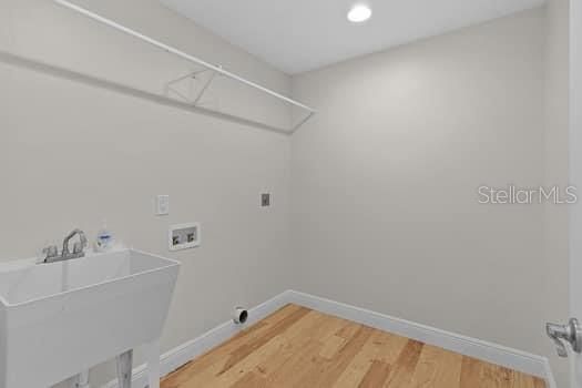 На продажу: $949,900 (4 спален, 3 ванн, 3336 Квадратных фут)