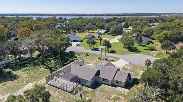 En Venta: $949,900 (4 camas, 3 baños, 3336 Pies cuadrados)